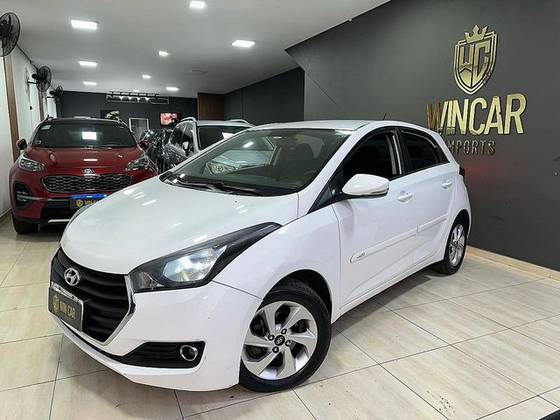 HYUNDAI HB20 1.6 COMFORT PLUS 16V FLEX 4P AUTOMÁTICO